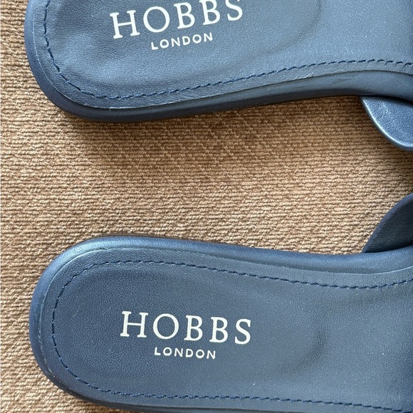 Pre-owned authentic Hobbs London navy blue slides - Picture 7 of 11